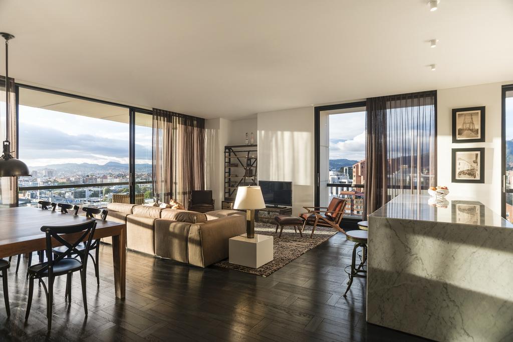 8010 Urban Living- Luxury Home Experience Bogotá Extérieur photo
